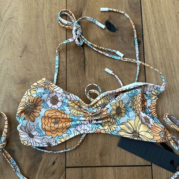 TRIANGL GRETA - GALAXY SET NO BAG NEW WITH TAGS - Picture 5 of 6